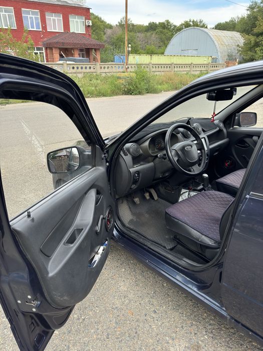 ВАЗ (LADA) Granta 2190, 2012 года