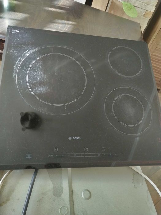 Фурна за вграждане и керамична плоча за вграждане