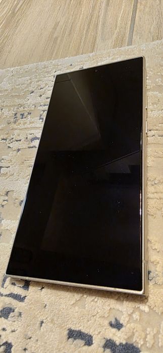 Samsung Galaxy S24 ULTRA