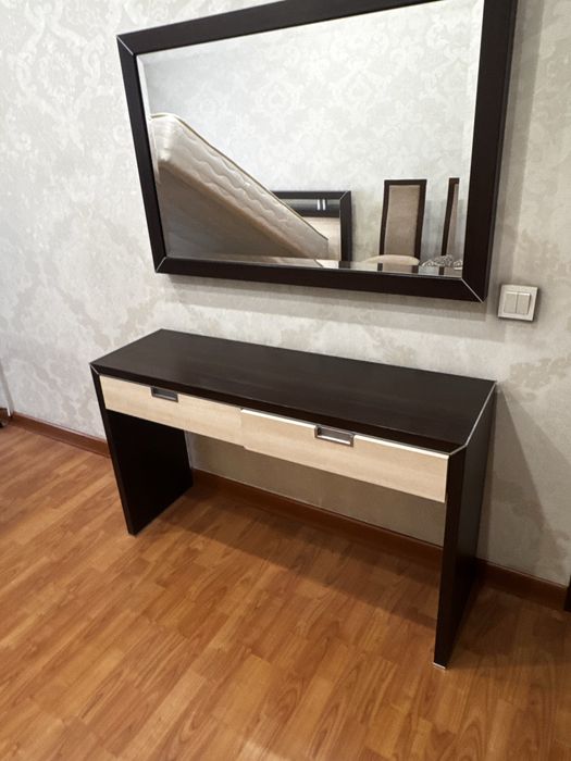 Спальний гарнитур, в отличном состоянии