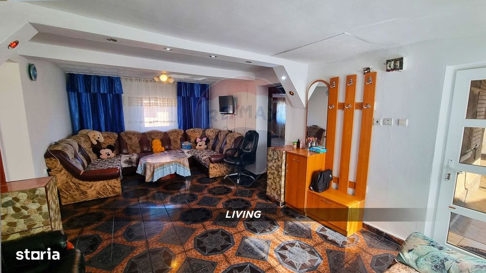 Casă de vânzare în Borlești, comuna Pomi