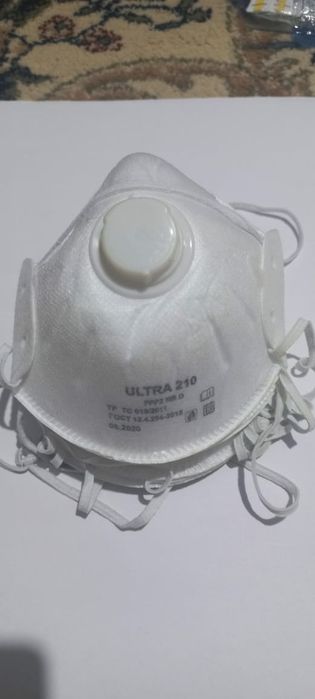 Маски респираторные, разные.