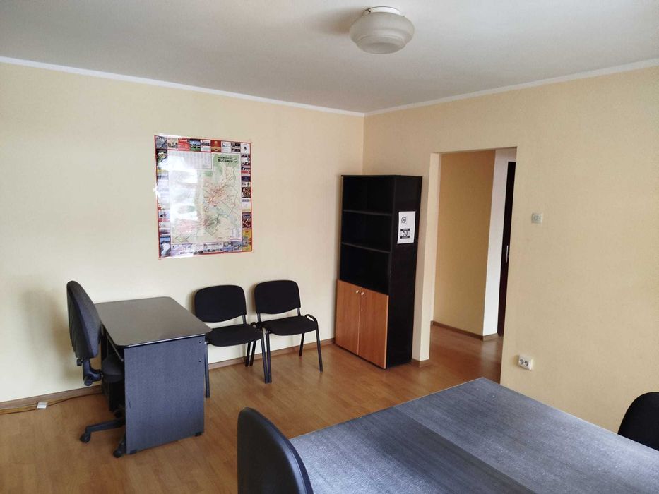 Inchiriez spatiu comercial zona Policlinica Areni