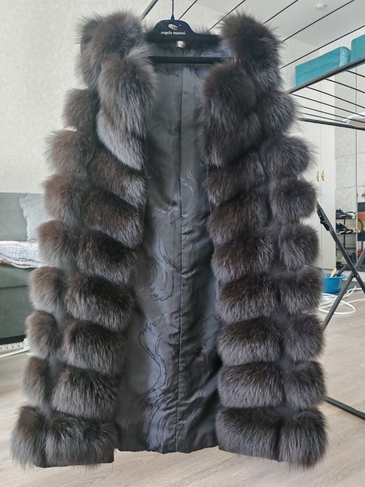 Продам безрукавку. Не дорого.