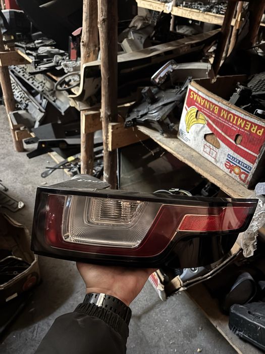 Range rover evoque стоп (десен)