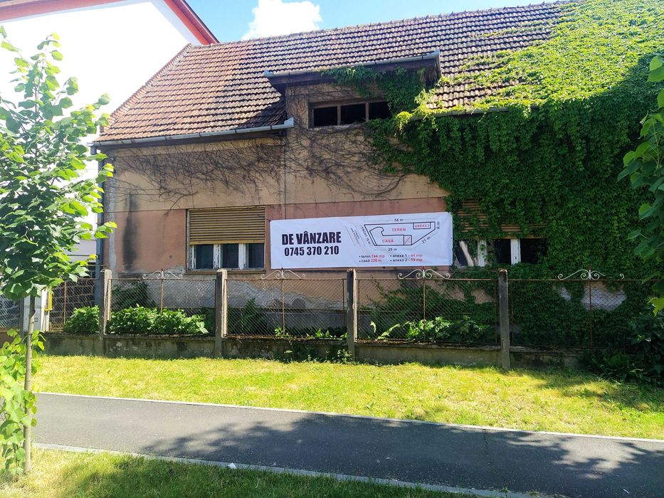 De vanzare casa - Ana Ipătescu Nr.6