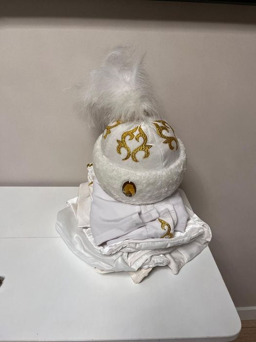 Продаю национальный костюм