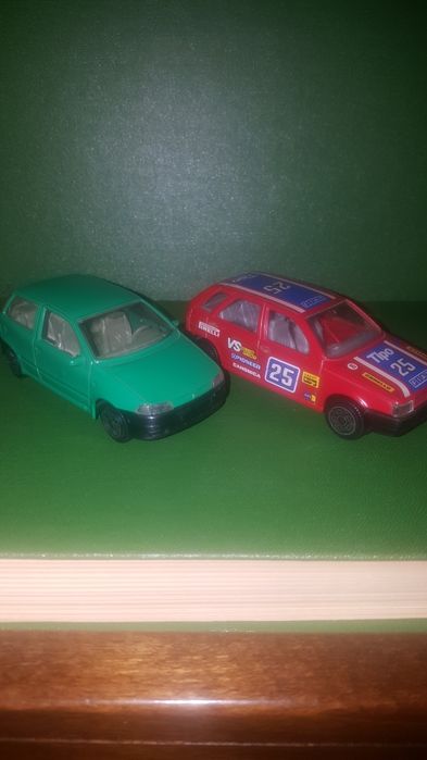 Модельки авто FIAT