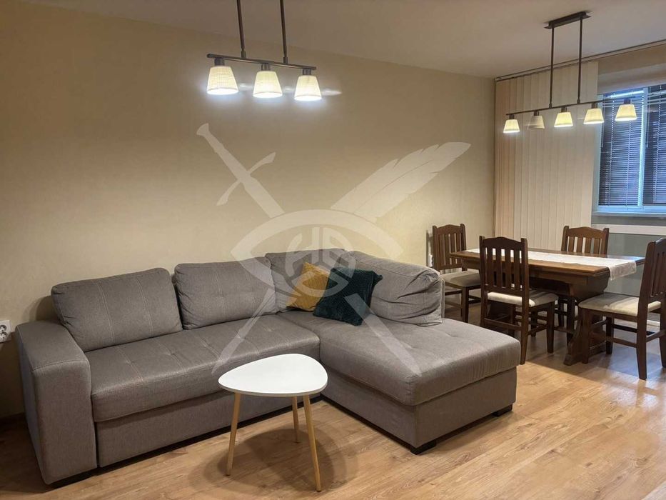 Дава се под наем Тристаен апартамент в София, Младост 2 - 90 кв.м за 847.62 € - Снимка #1