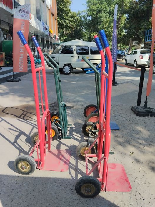 Тележки для перевозки грузов