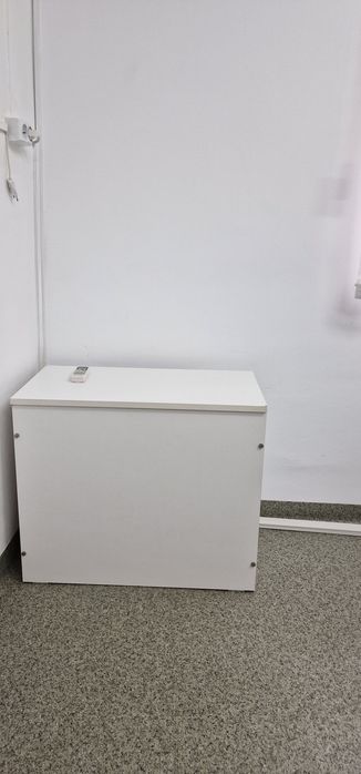 Vând unit dentar funcțional cu toate doc inclusiv contr de cumpărare