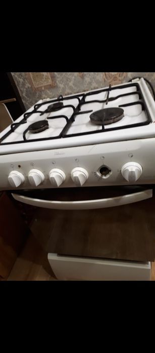 Продам газплиту  б/у