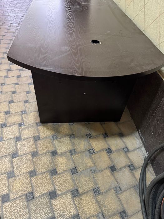 Стол большой для офиса