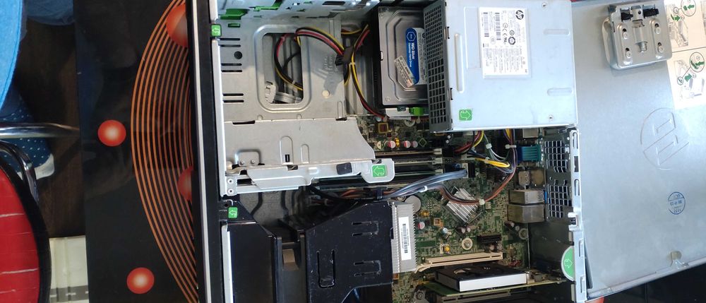 Компютър  HP Elite 8300 sff