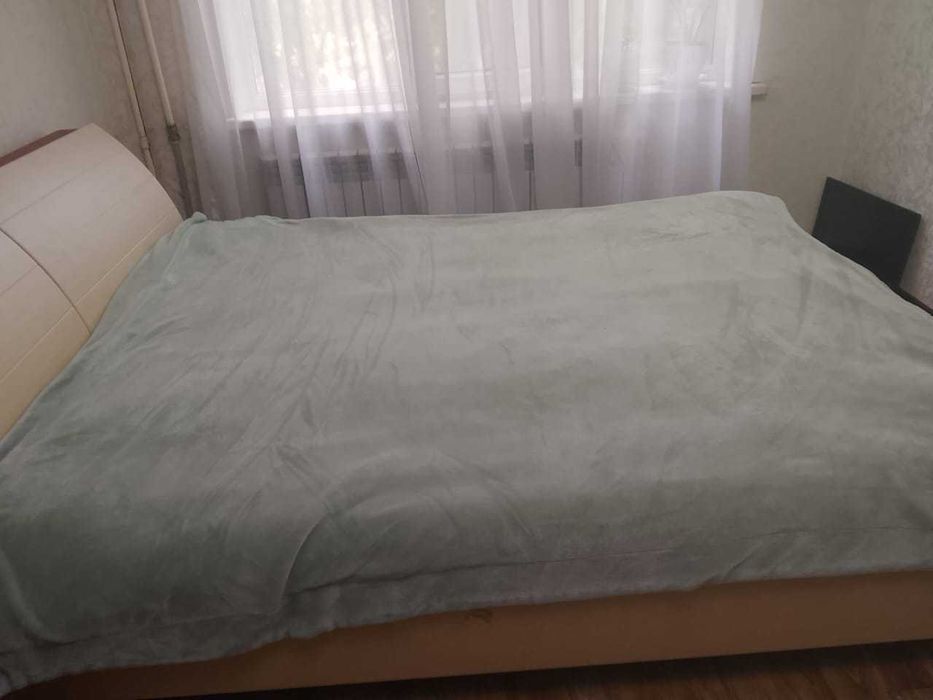 Продаю теплый плед для дачи и походов