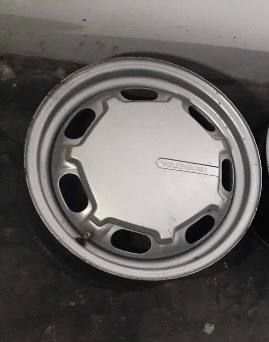 Колпаки на Фольксваген Пассат.