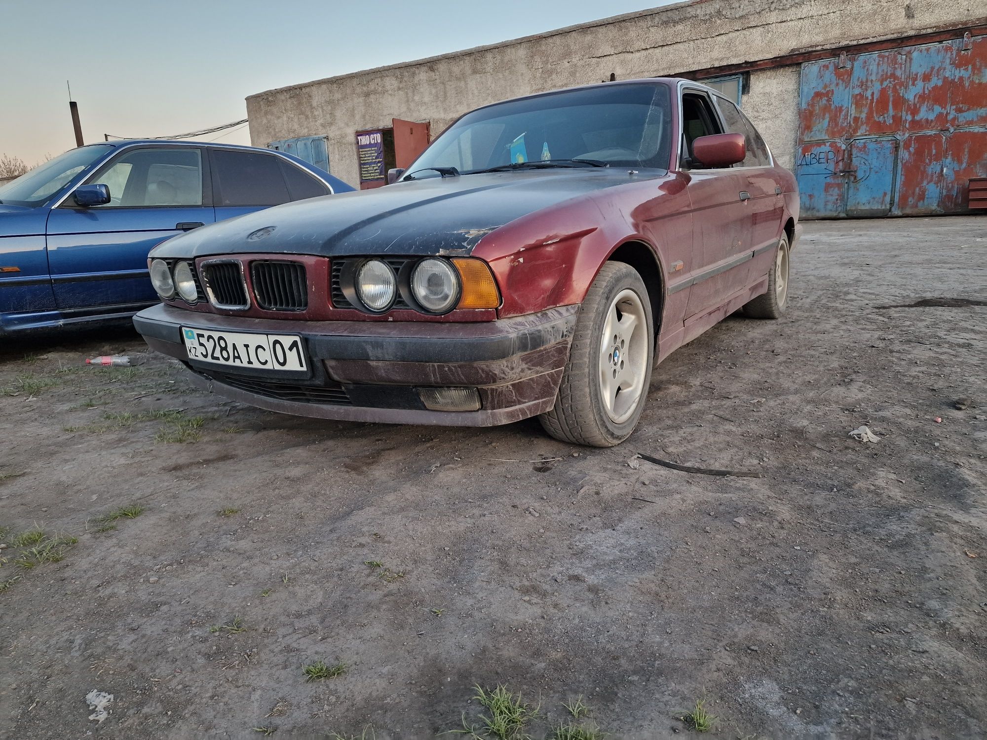 BMW E34 светодиодные шкалы (циферблаты) на панель приборов - штатные