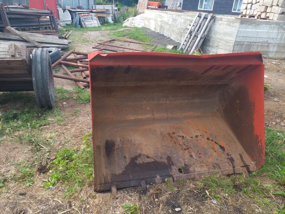 Продам срочно ковш для трактора
