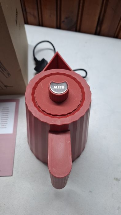 Електрическа кана Alessi - Plisse MDL06/1R  2400W, 1л,термопластична смола