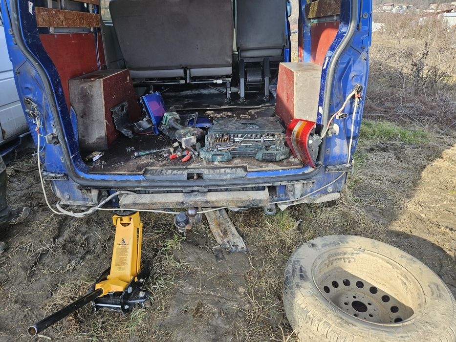 Cârlig original Volkswagen T5