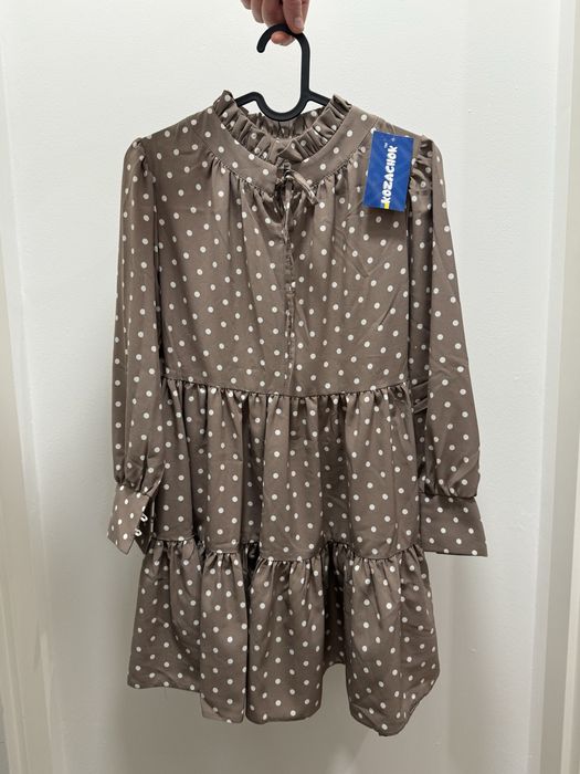 Rochiță pentru fetițe nouă cu etichetă