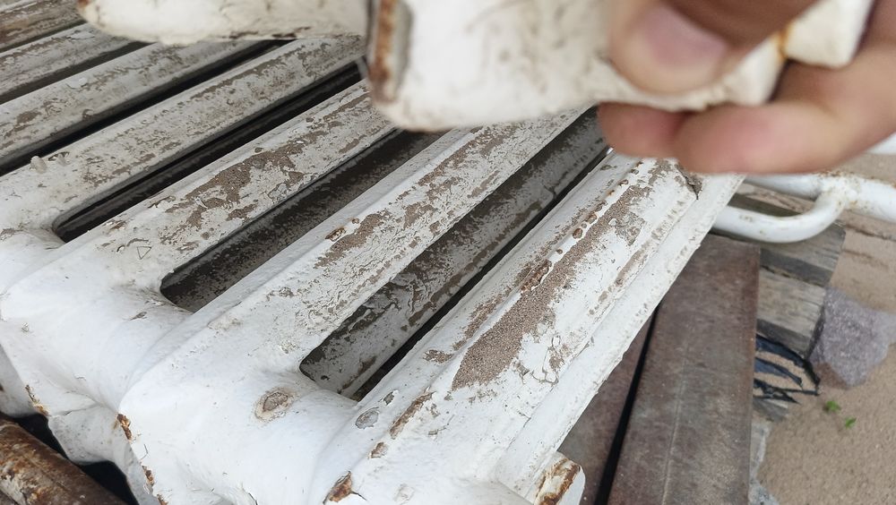 Продам чугунные батарейки