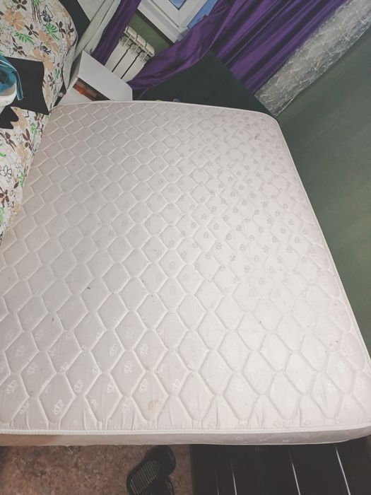 Продам матрас хорошего качества