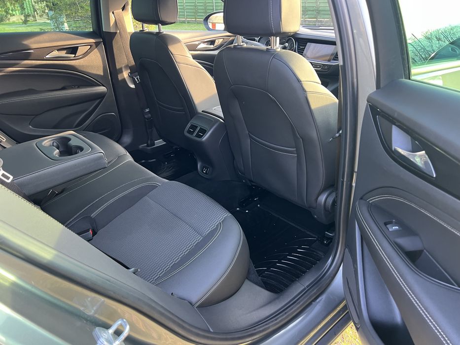 Opel Insignia, 2018, Euro 6, Carte service