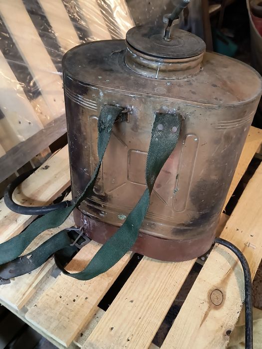 Медна лозова пръскачка