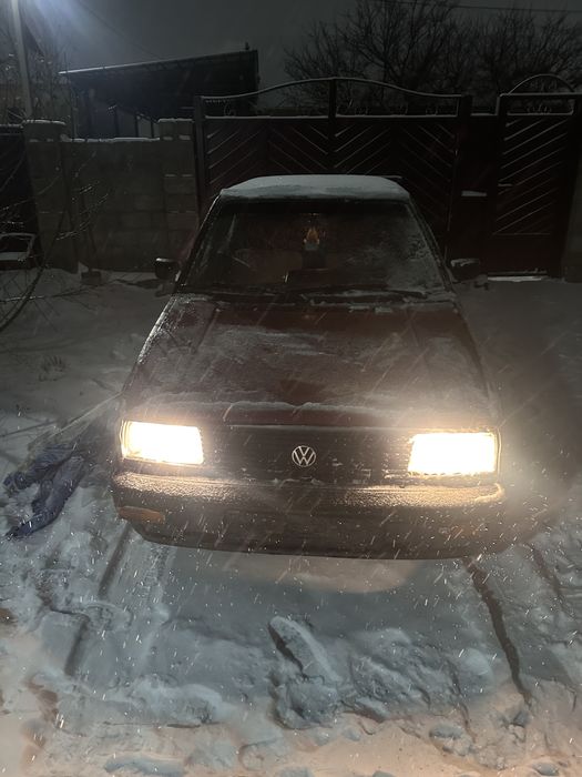 Volkswagen Jetta сатылымда 1991 жылгы алам деушылер хабарласындар