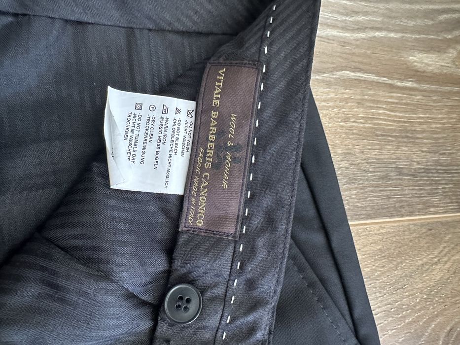 Поръчков мъжки официален костюм