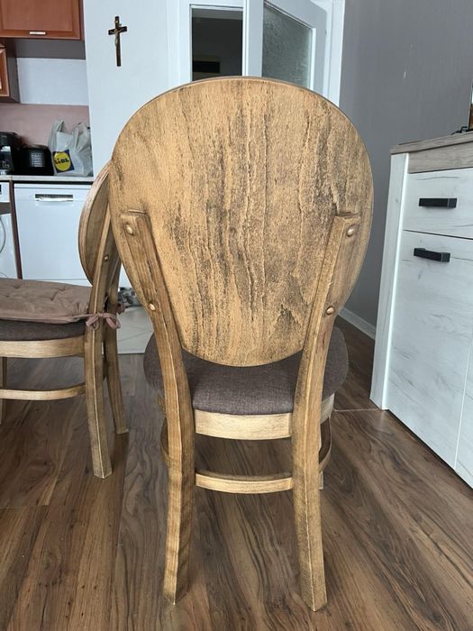 Кухненска маса със столове