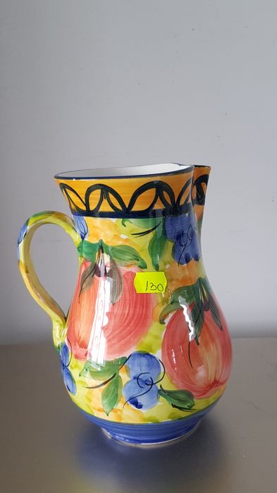 Carafe /Căni vechi din ceramică italiană glazurata