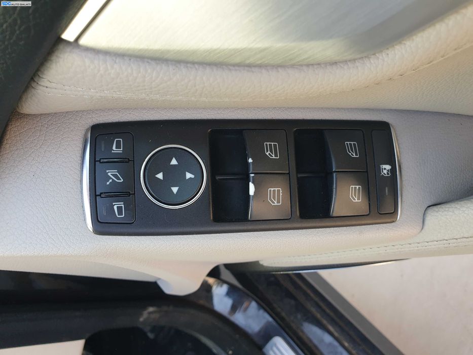 Consola Panou Buton Butoane Reglaj Oglinzi Geamuri Electrice cu Rabatare Mercedes Clasa E Class W212 2009 - 2016 [Q0069]