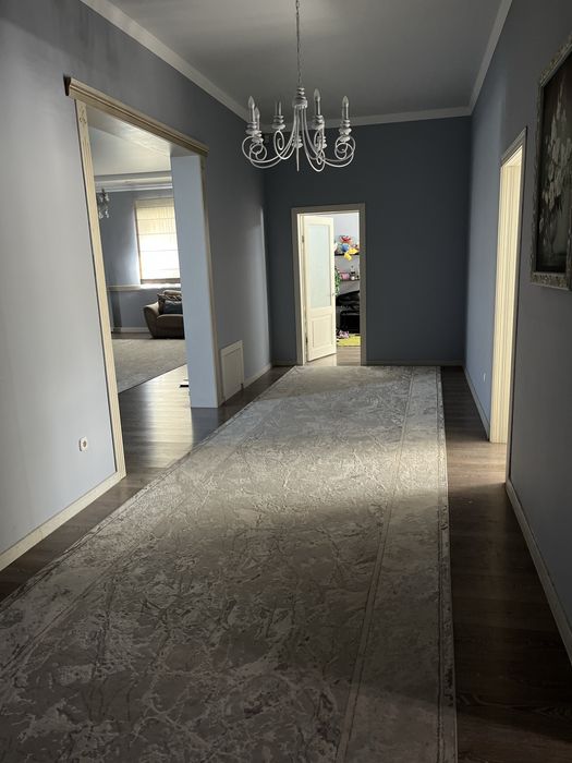 Дом с тепличным бизнесом