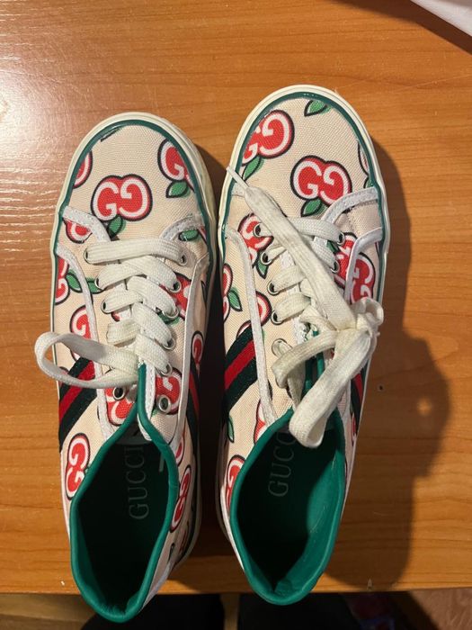 Обувь, Все за 2000 тг