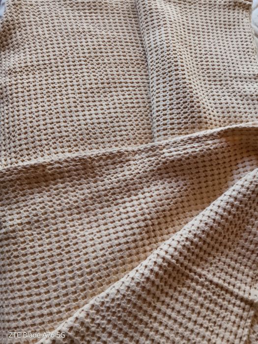 Продавам покривки за легло