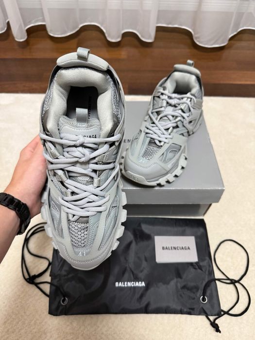 Balenciaga track gri