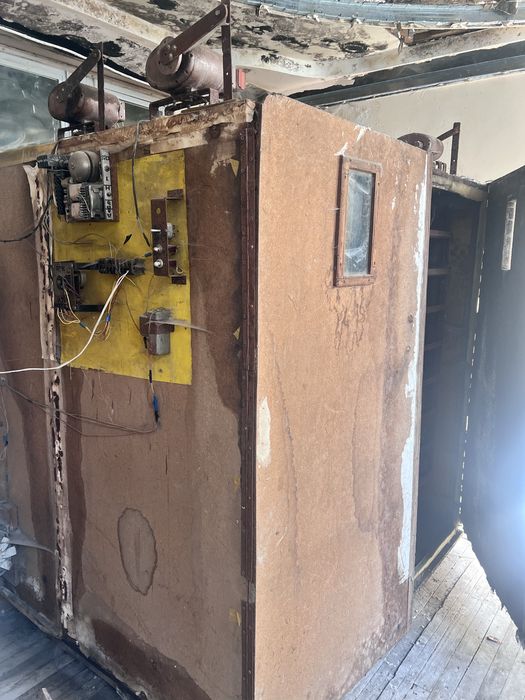 Инкубатор промышленный