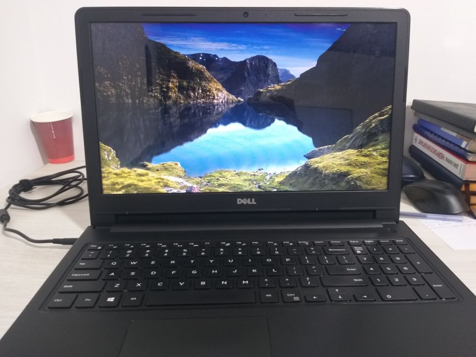 Noutbook: Dell Isnpiron 15