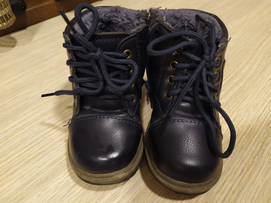 Сапожки-ботинки  на ребенка