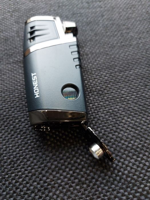 Луксозна запалка за пури HONEST с подарък резачка,3 цвята ПРОМО ЦЕНА