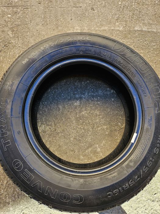 1бр.зимна гума за бус