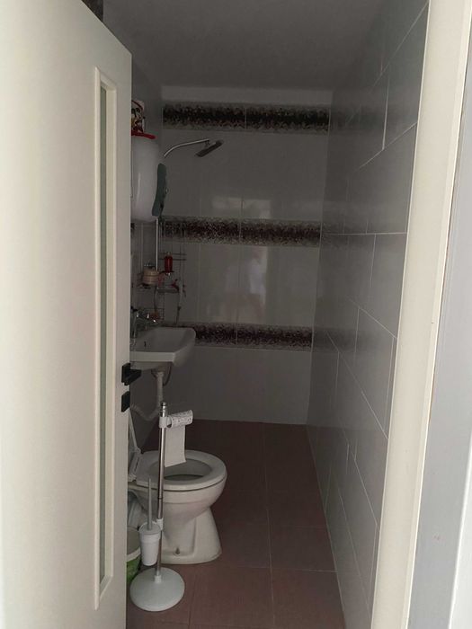 Vand apartament cu 2 camere in zona peninsulara a Constantei