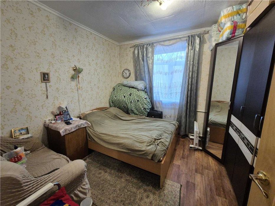 Продам 3 комн квартиру по пр Строителей,