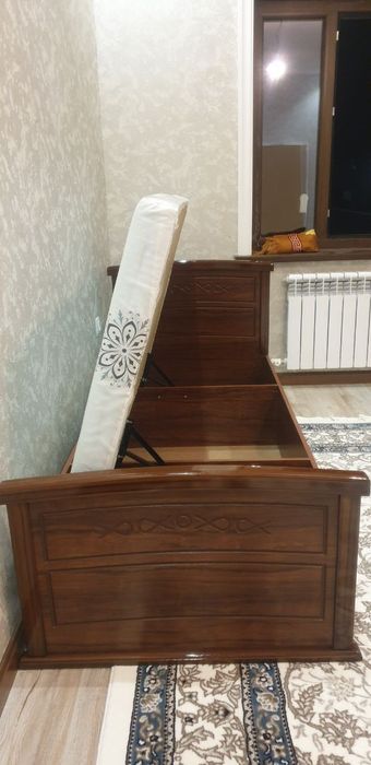 Krovat bir kishilik sandiqlik fasad MDF