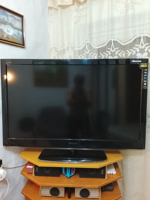 Телевизор 106 см