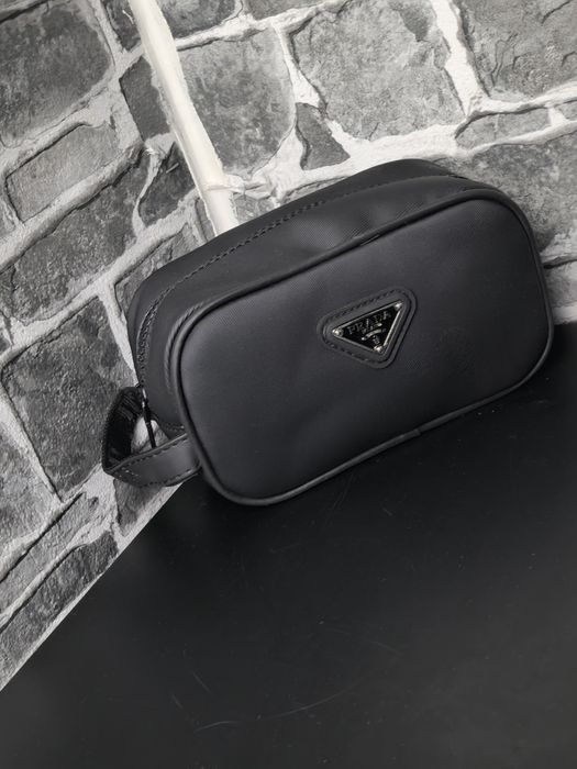 Чанта тип несесер