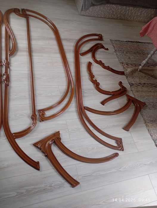 Дървени орнаменти