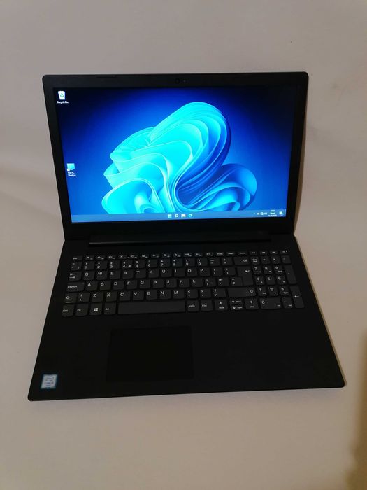 Laptop Lenovo i3  gen6